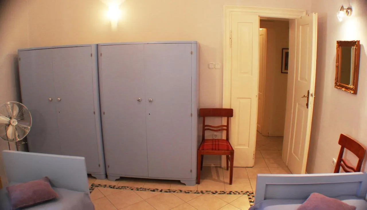 Adagio Theatre Apartment Split