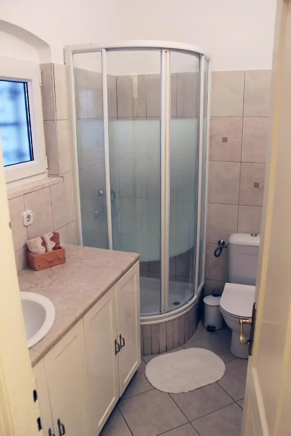 Adagio Theatre Apartment Split